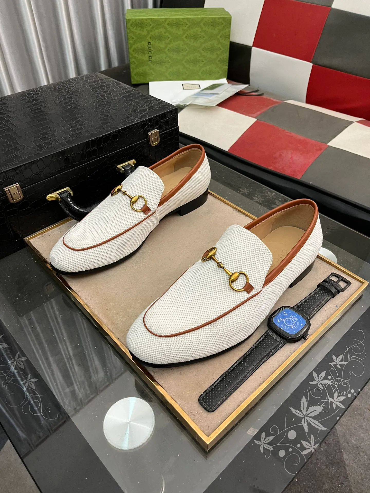 Men's men's shoes 💰500⌚️⌚️(Gucci·GUCCI) new product series ss hot new products 💢 💠 Casual leather shoes 👞, first layer of cowhide, upper hardware buckles and logo on the sides of the shoe, brand logo on the insole and sole 💠 💎Upper: 100% cowhide 💎Inner: cowhide/100% 💎Feet: cowhide/100% 💎Sole: rubber/100% 💎SIZE: 38 39 40 41 42 43 44 Can be customized 45